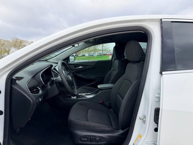 Used 2020 Chevrolet Malibu LT image 6