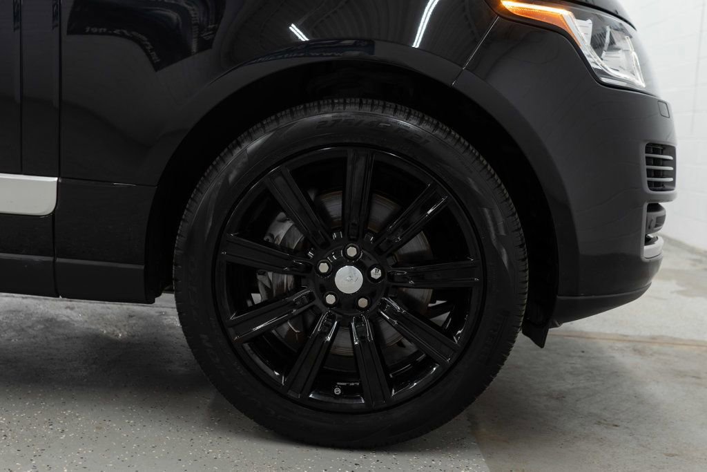 Used 2017 Land Rover Range Rover HSE image 39