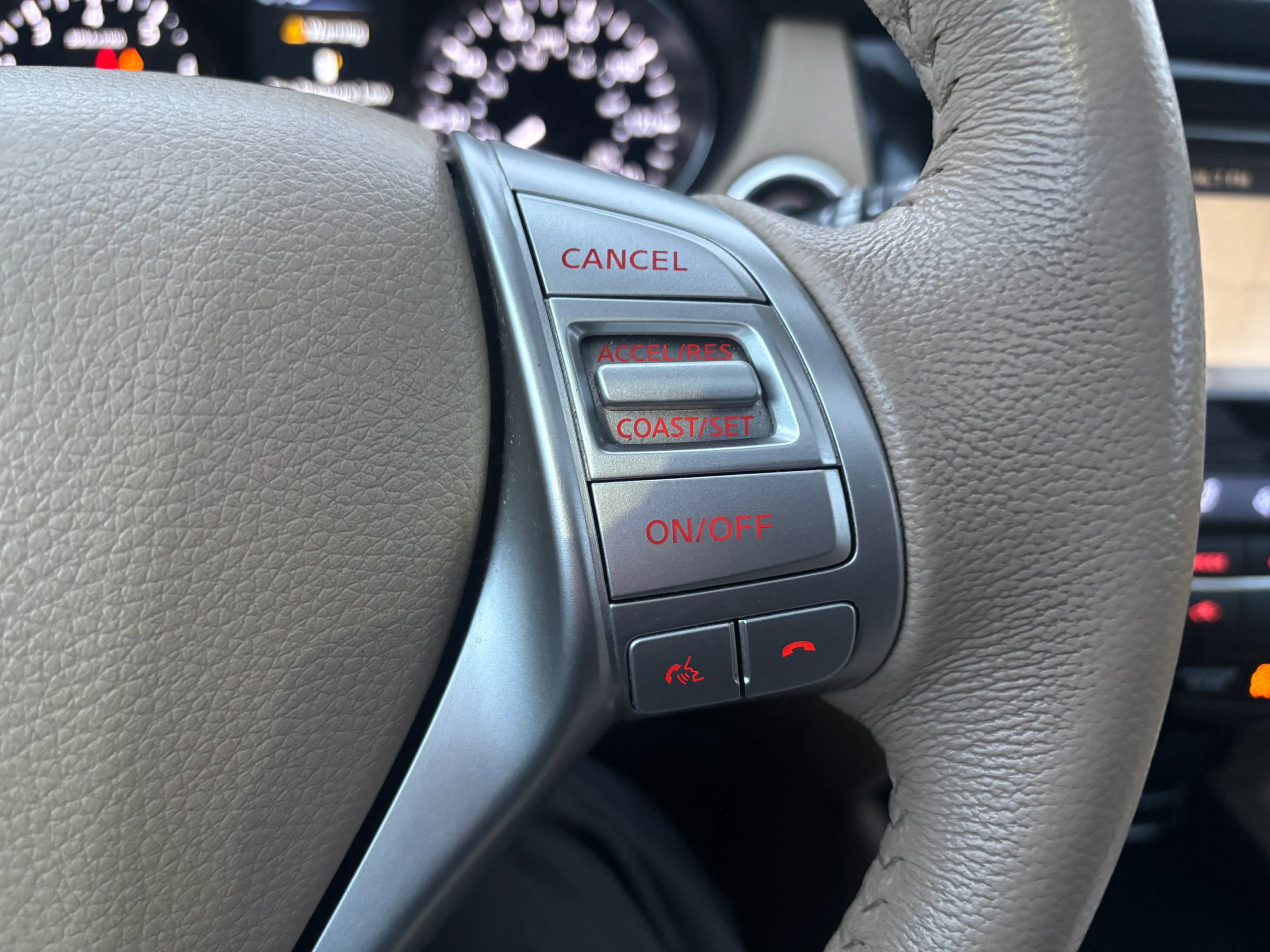 Used 2015 Nissan Rogue SL w/ SL Premium Package image 18