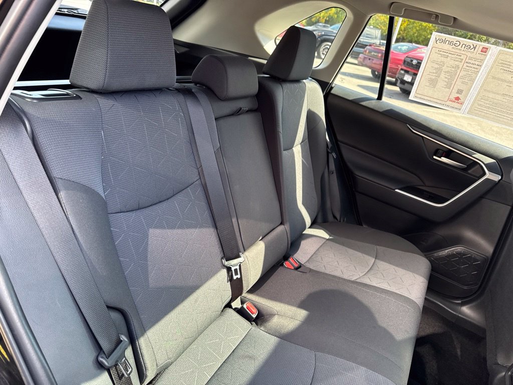 Certified 2025 Toyota RAV4 XLE w/ Convenience Package AWD/4WD image 31