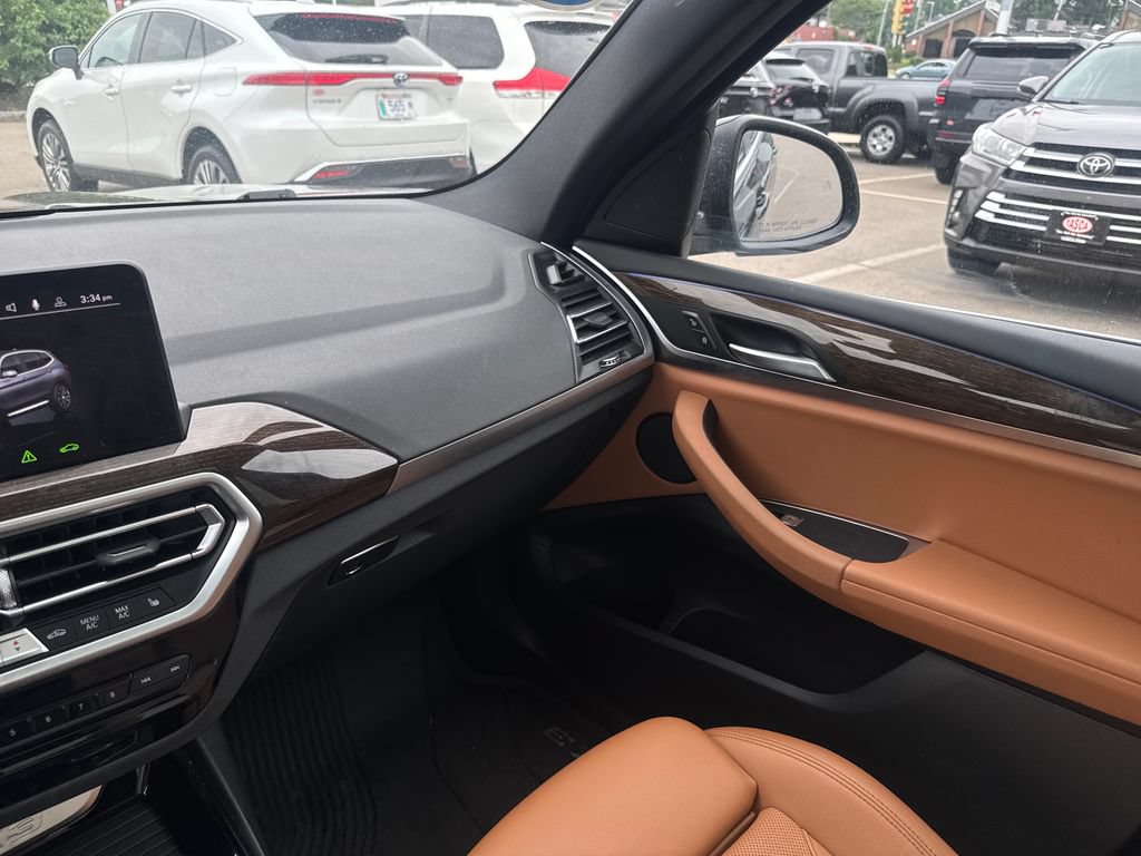 Used 2023 BMW X3 xDrive30i w/ Premium Package w/ZPA AWD/4WD image 27