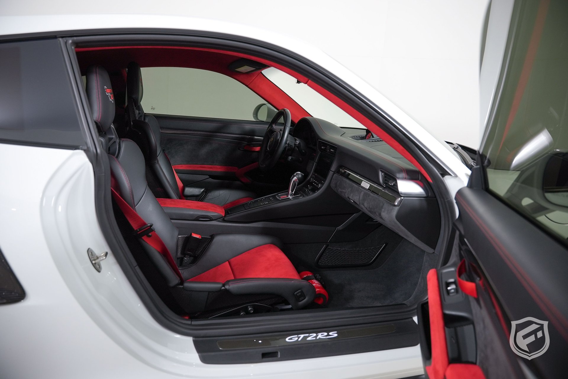 Used 2018 Porsche 911 GT2 RS RWD image 20