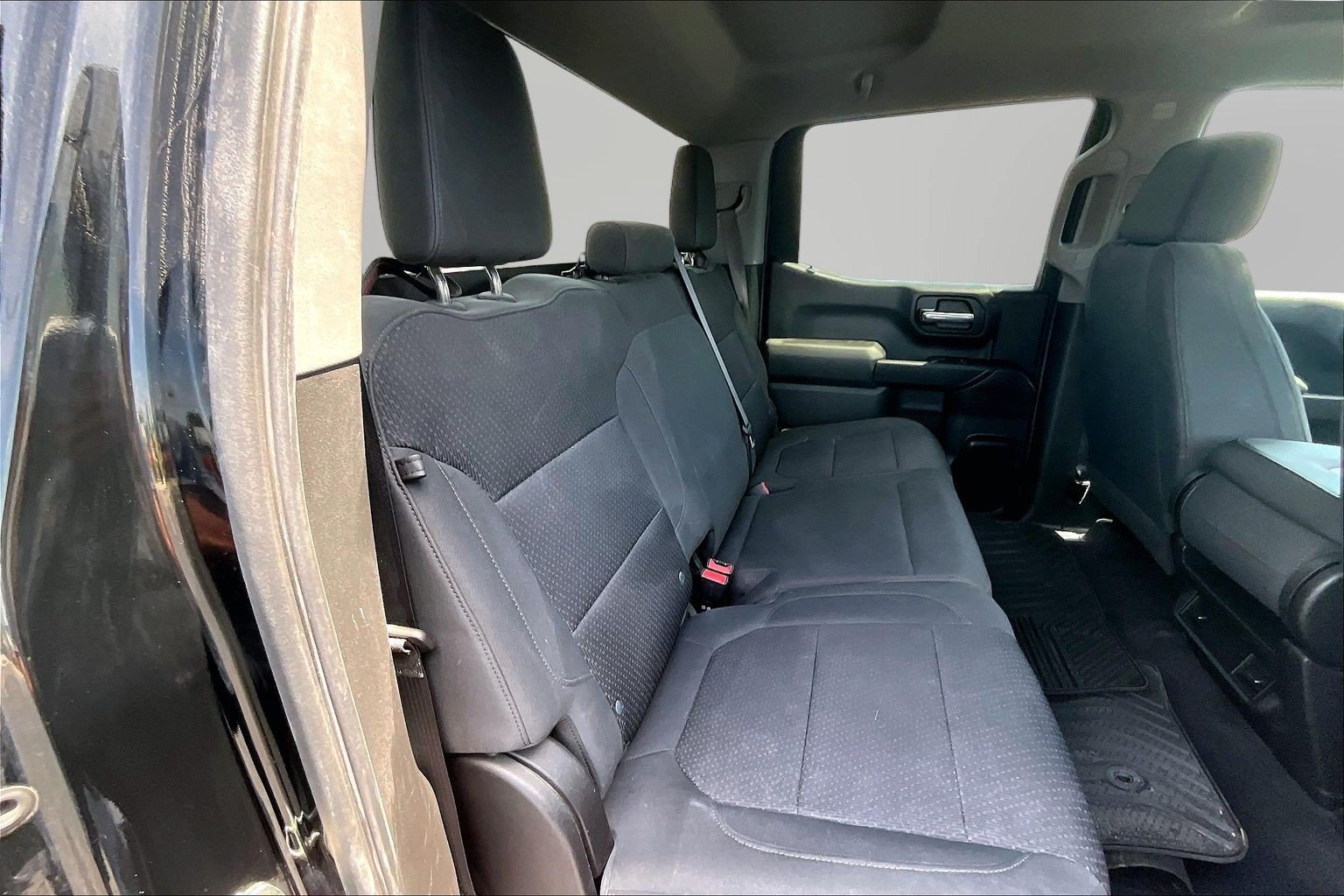 Used 2020 Chevrolet Silverado 1500 Custom Trail Boss w/ Custom Convenience Package AWD/4WD image 17