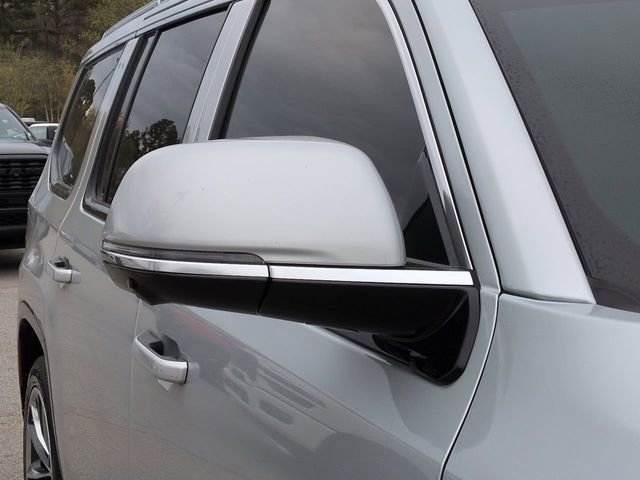 Certified 2022 Jeep Wagoneer Series III w/ Premium Group I image 13