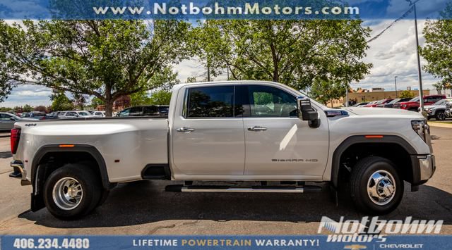 Used 2024 GMC Sierra 3500 SLT w/ SLT Premium Package AWD/4WD image 12