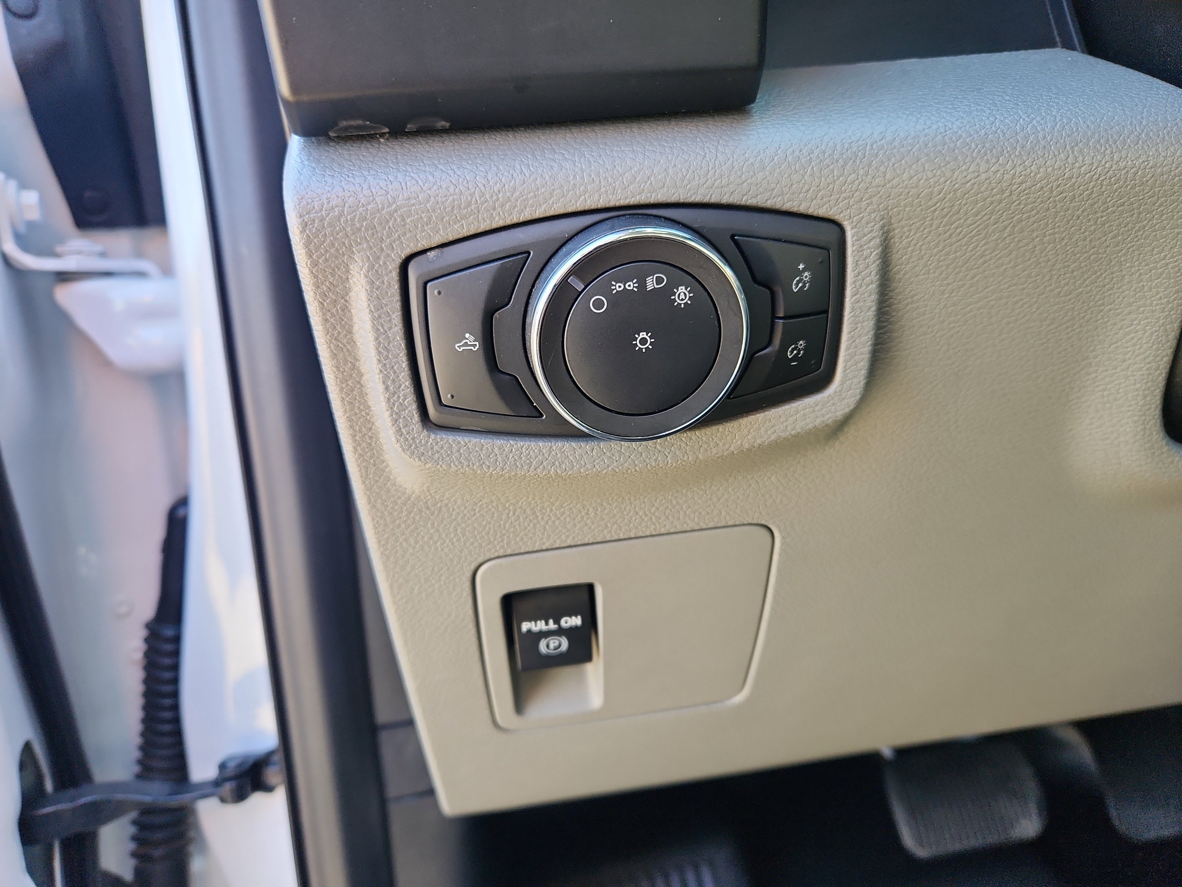 Used 2020 Ford F150 XL w/ Equipment Group 101A Mid image 27