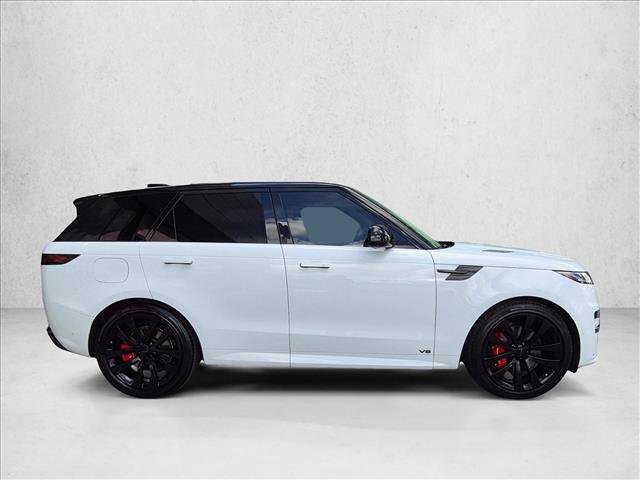 Used 2026 Land Rover Range Rover Sport Dynamic SE AWD/4WD image 4