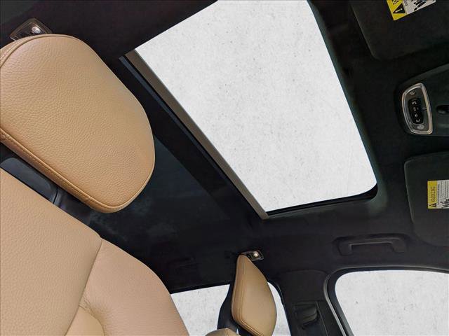 Used 2017 Volvo XC90 T6 Momentum w/ Vision Package image 20