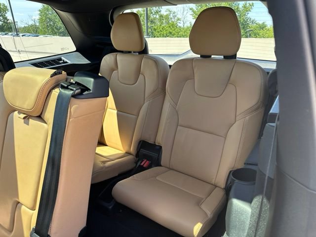 Certified 2023 Volvo XC90 B6 Ultimate AWD/4WD image 13