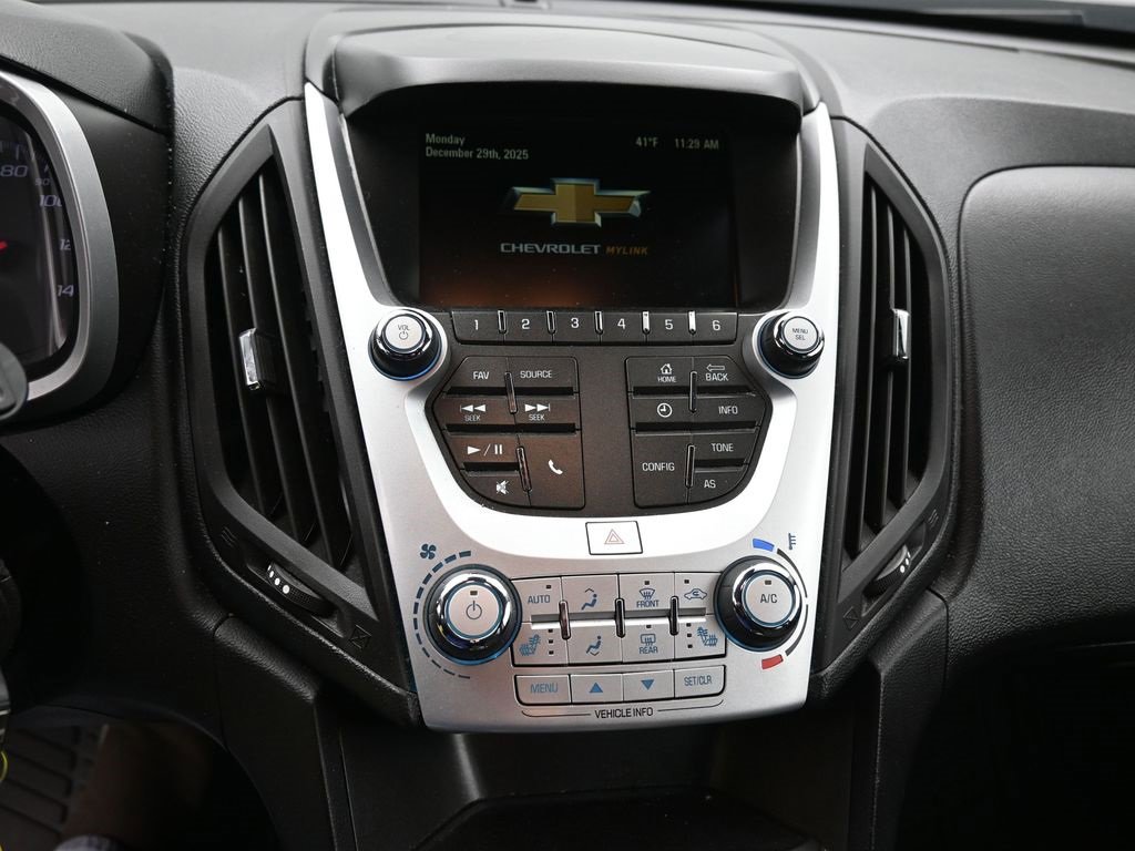 Used 2017 Chevrolet Equinox LT w/ Convenience Package image 26