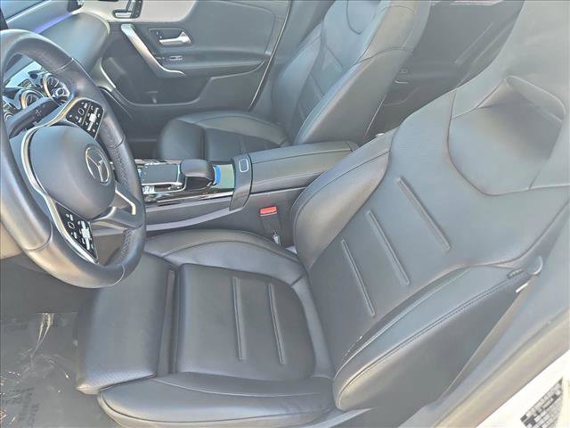 Used 2020 Mercedes-Benz CLA 250 image 16