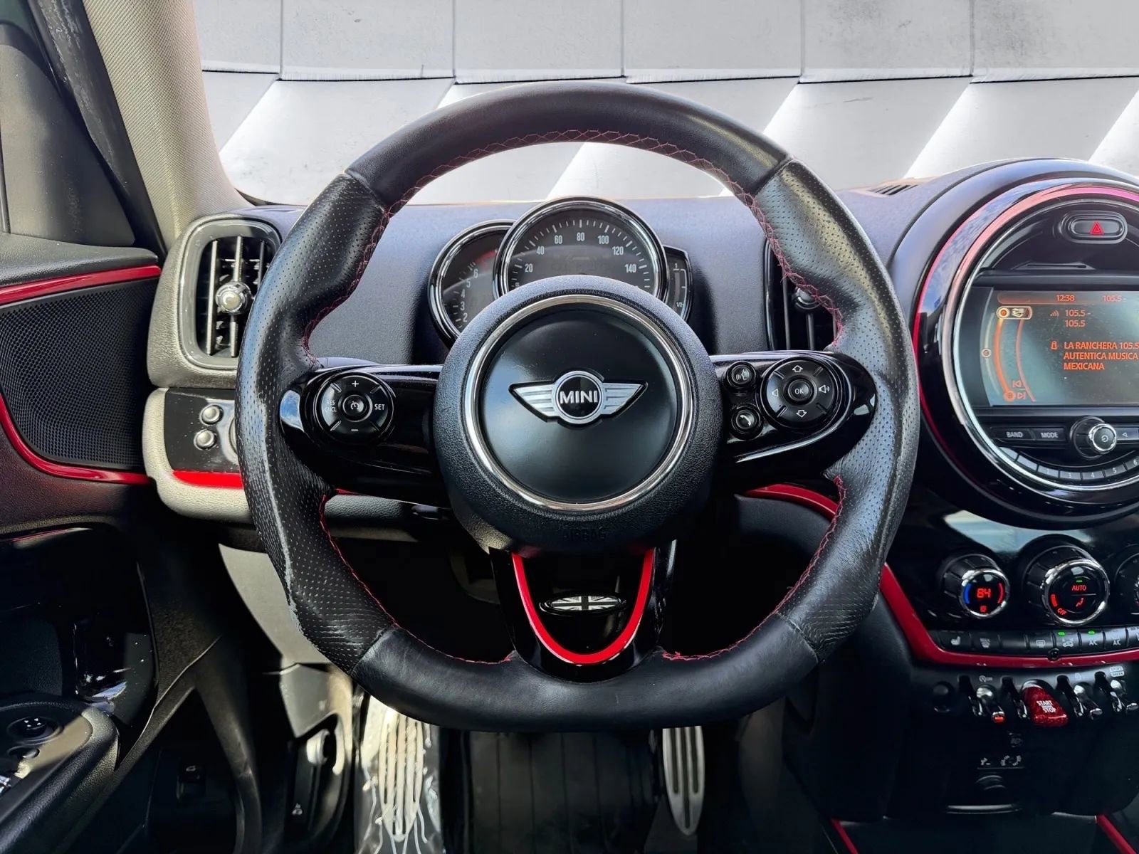 Used 2018 MINI Cooper Countryman FWD image 17