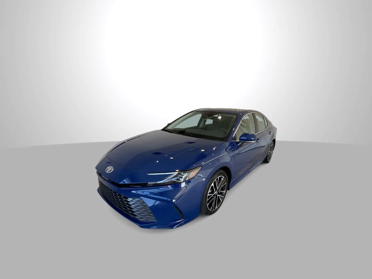 Certified 2025 Toyota Camry XLE FWD image 4