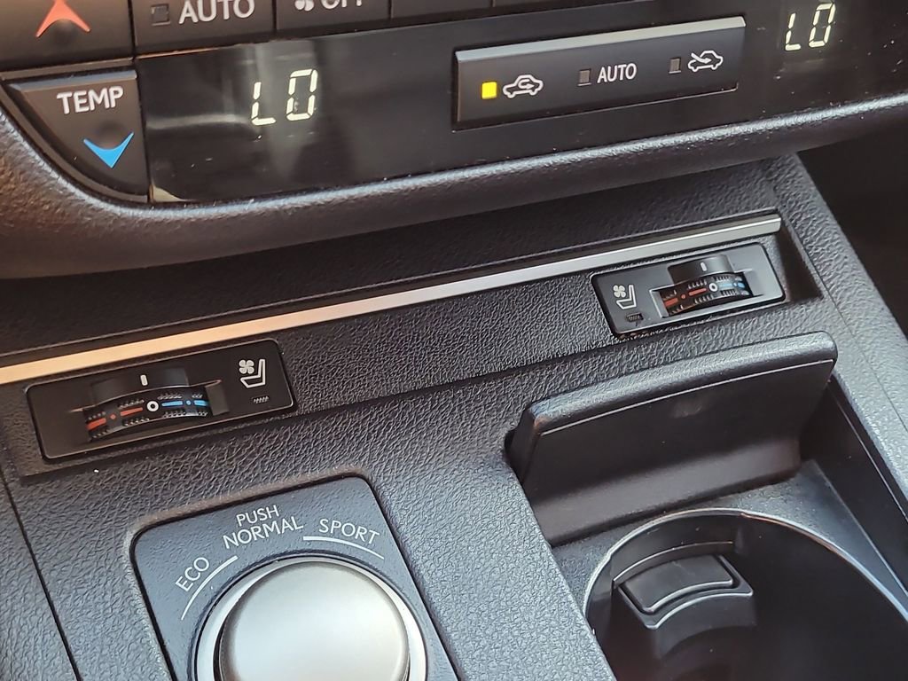 Used 2015 Lexus ES 350 w/ Premium Package image 23