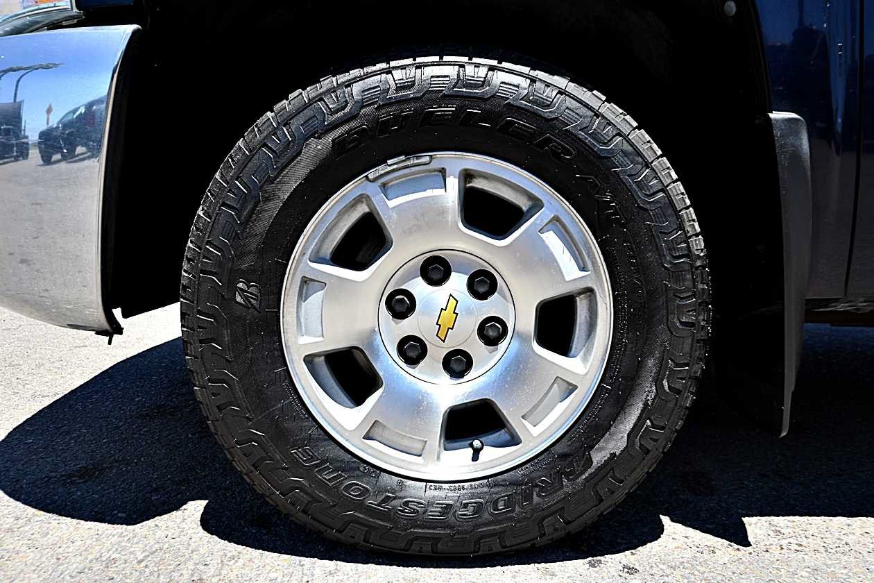 Used 2012 Chevrolet Silverado 1500 LT w/ All-Star Edition RWD image 8