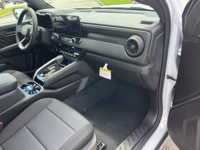 New 2026 Chevrolet Colorado W/T w/ WT Custom Package RWD image 31