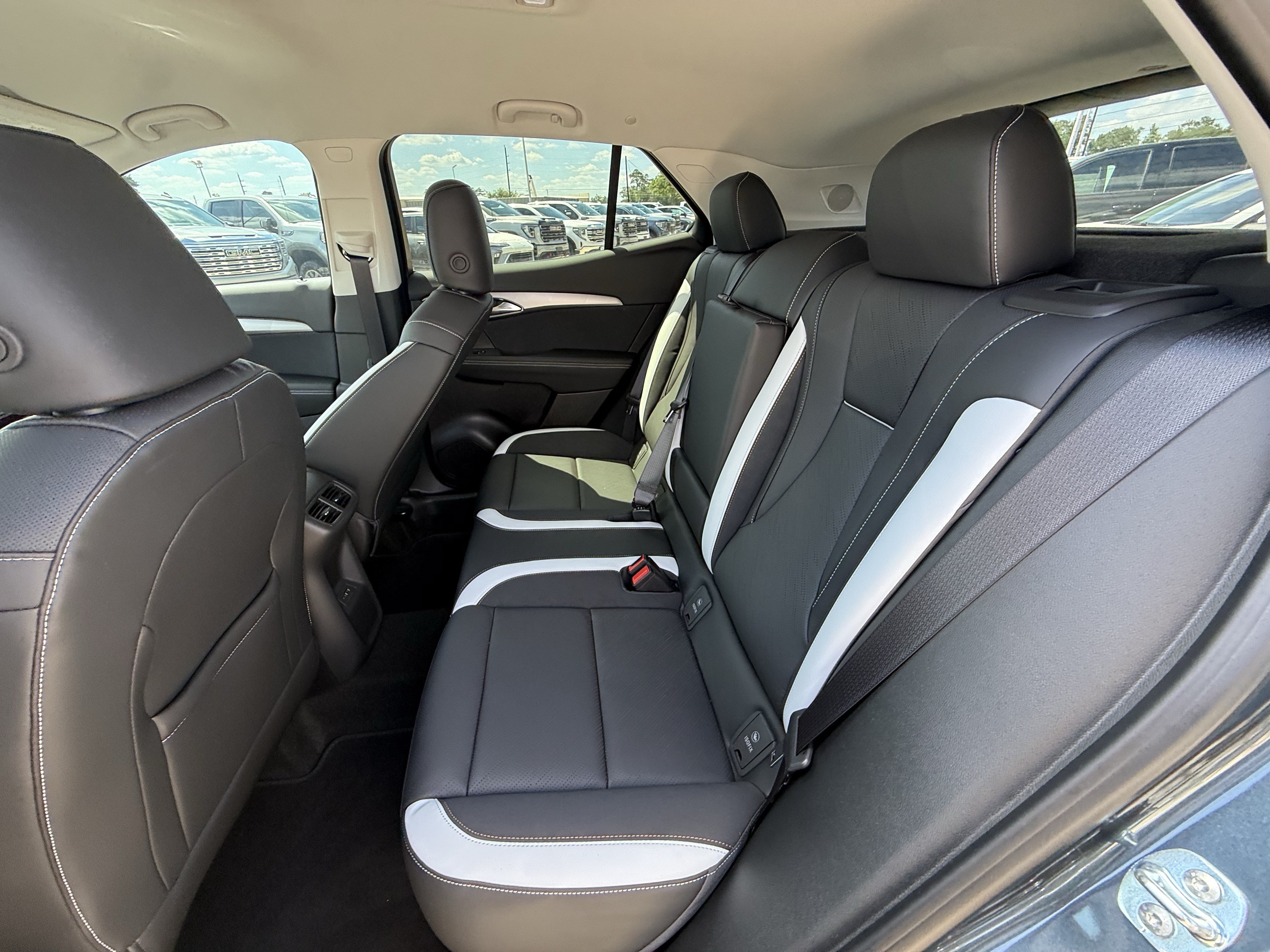 New 2026 Buick Envision Sport Touring AWD/4WD image 16