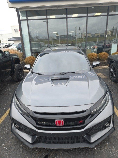 Used 2017 Honda Civic Type R image 8