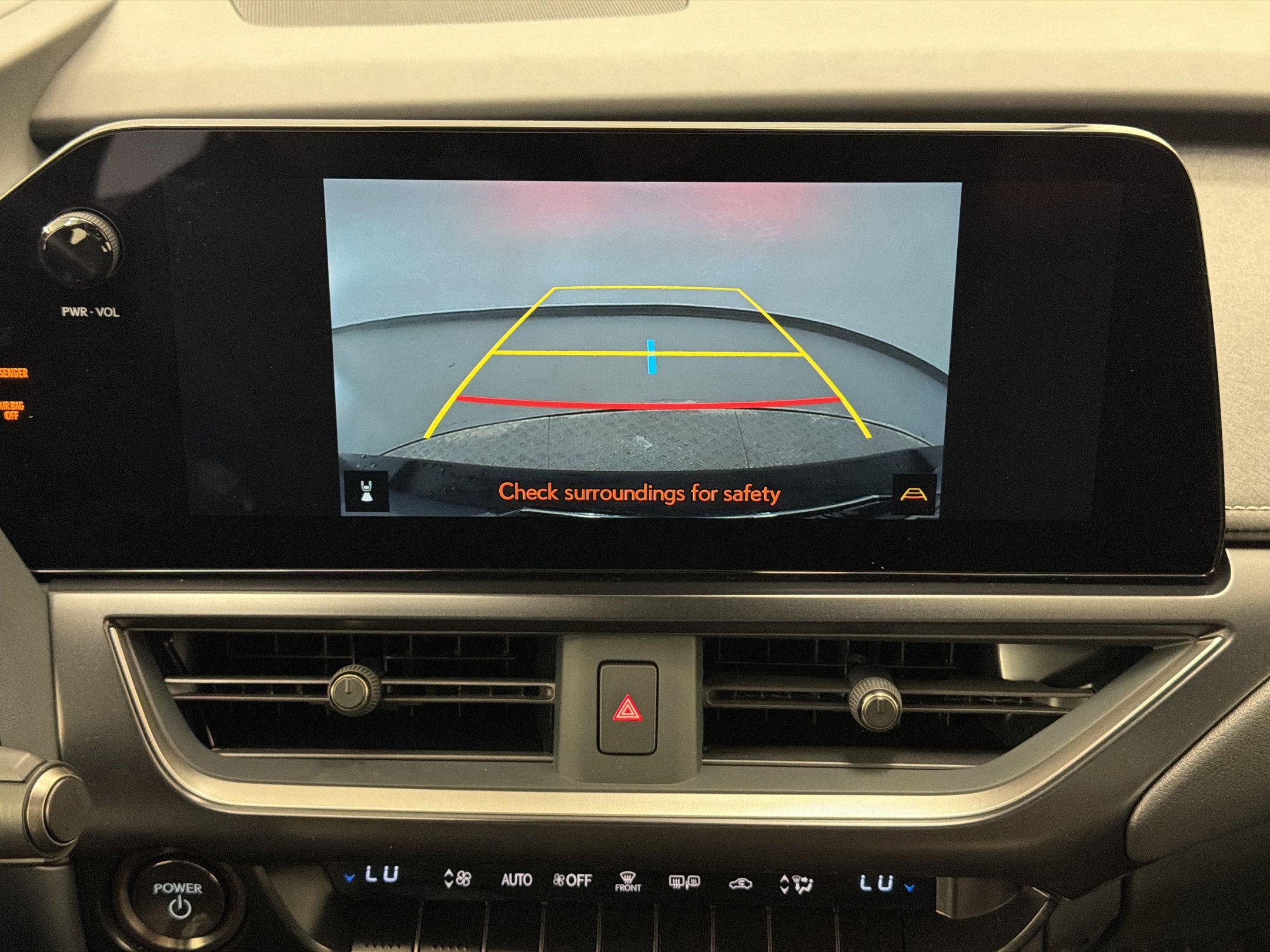 Used 2025 Lexus UX 300h FWD image 23
