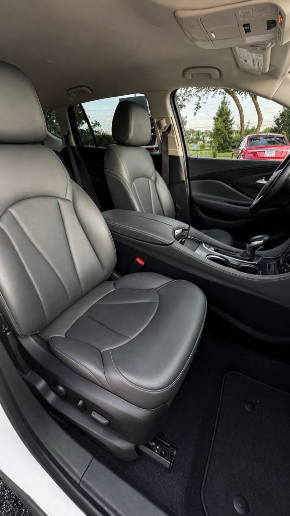 Used 2020 Buick Envision Essence AWD/4WD image 12