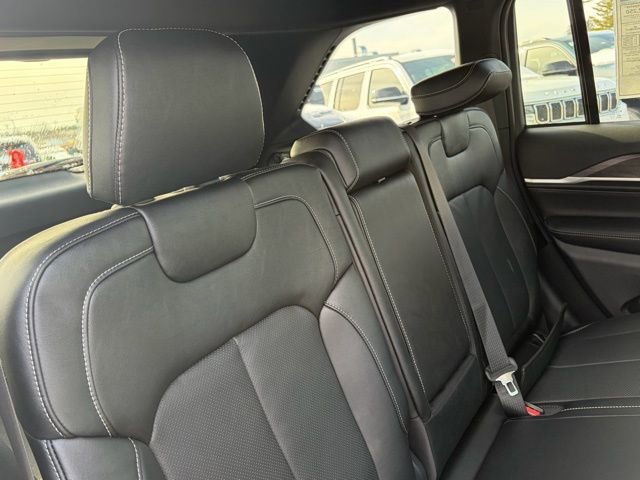 New 2026 Jeep Grand Cherokee Limited AWD/4WD image 34