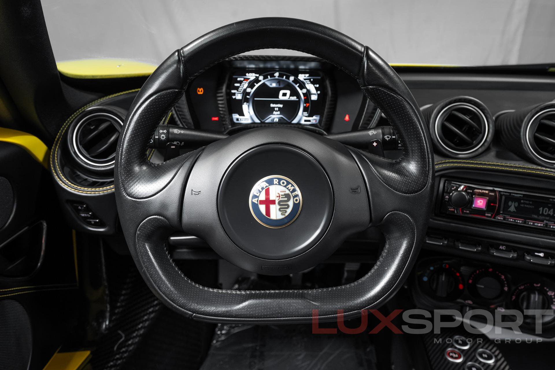 Used 2016 Alfa Romeo 4C Spider RWD image 30