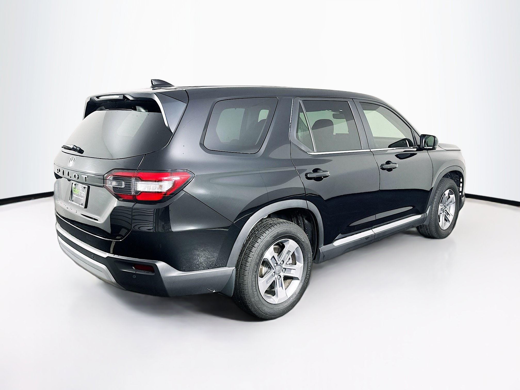 Used 2025 Honda Pilot EX-L image 9
