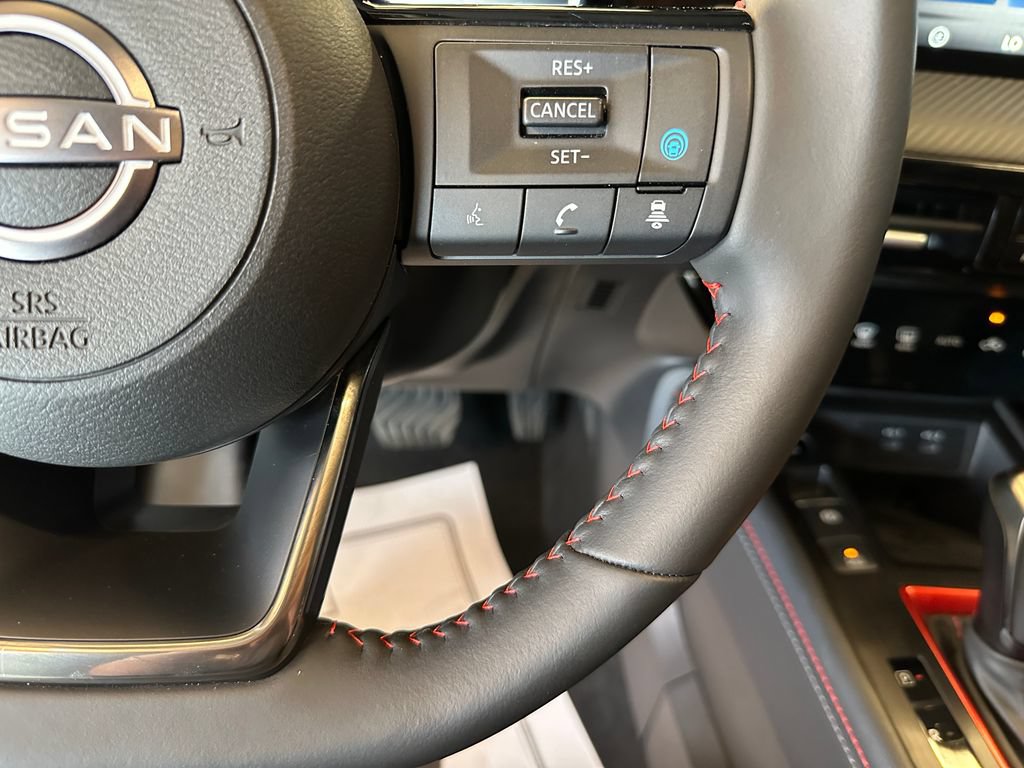 Used 2026 Nissan Kicks SR AWD/4WD image 12