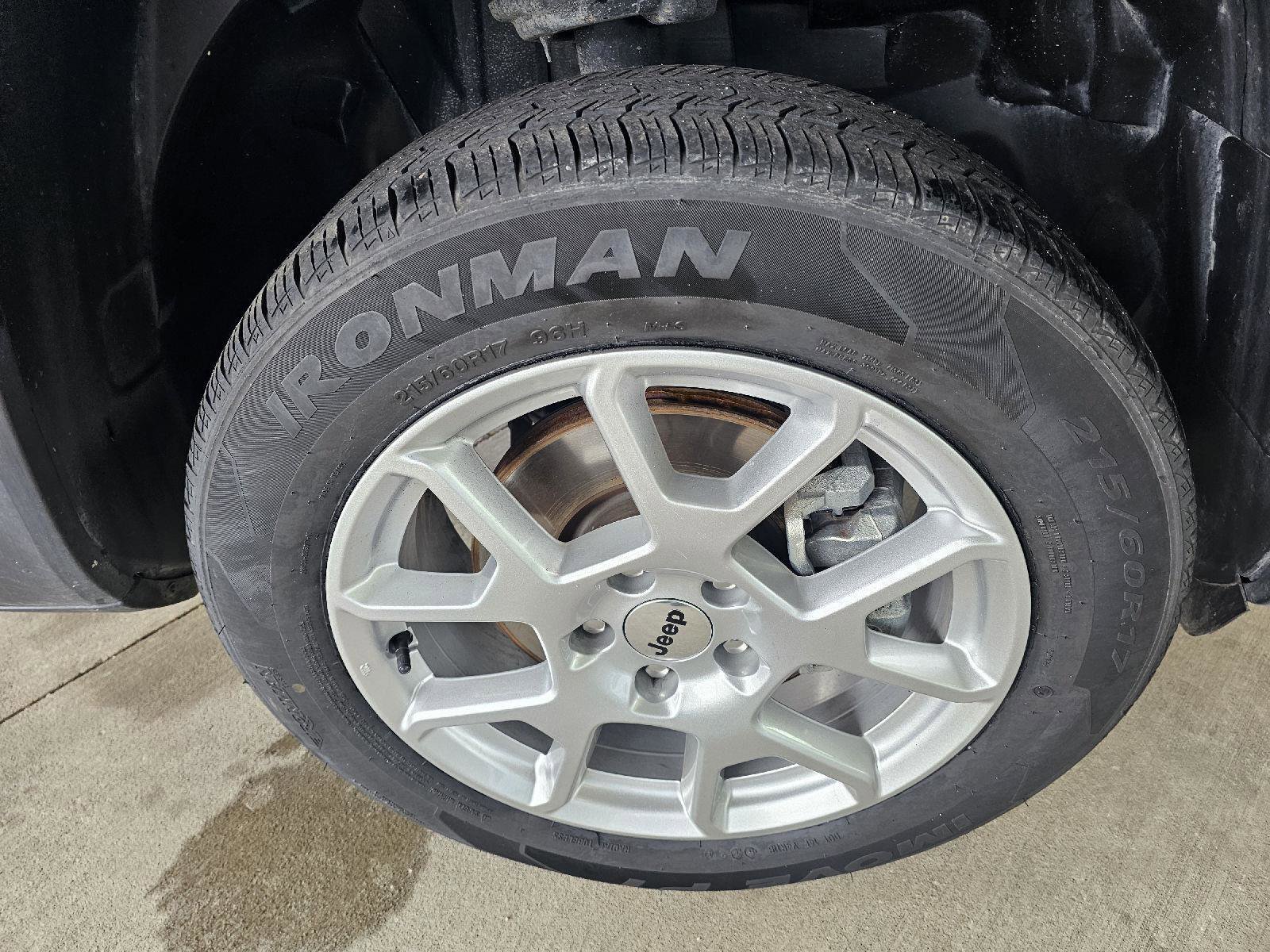 Used 2023 Jeep Renegade Latitude image 10