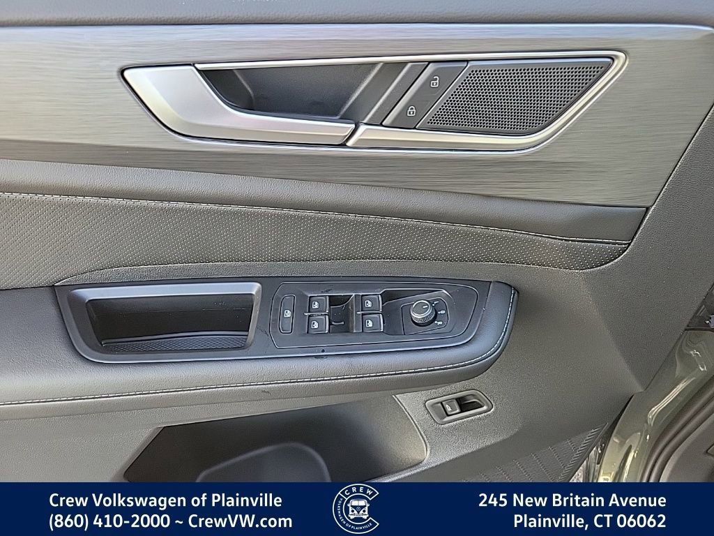 New 2026 Volkswagen Atlas Cross Sport SE image 38