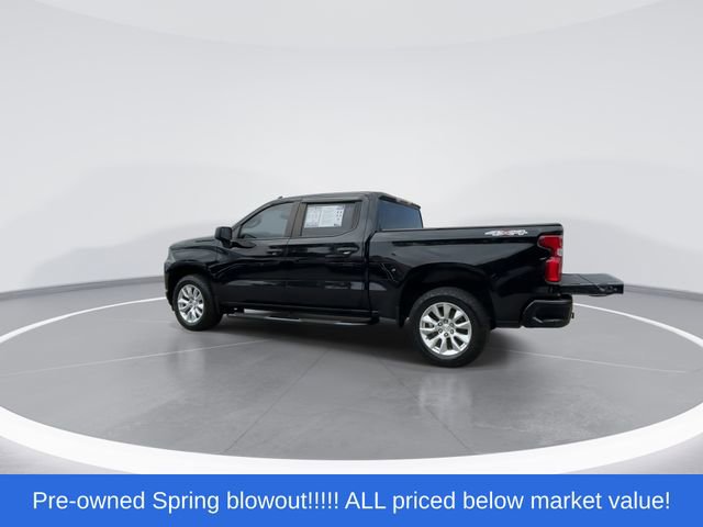 Used 2021 Chevrolet Silverado 1500 Custom w/ LPO, Dark Essentials Package AWD/4WD image 5