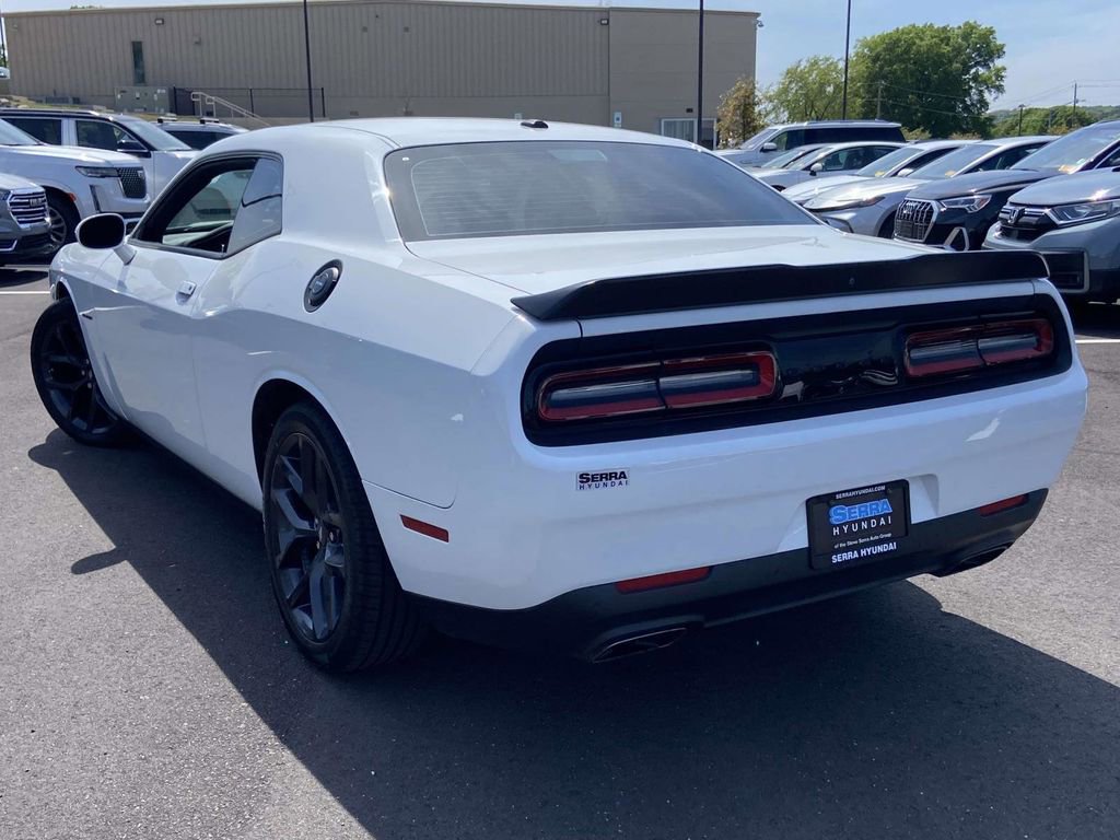 Used 2022 Dodge Challenger R/T w/ Blacktop Package image 5