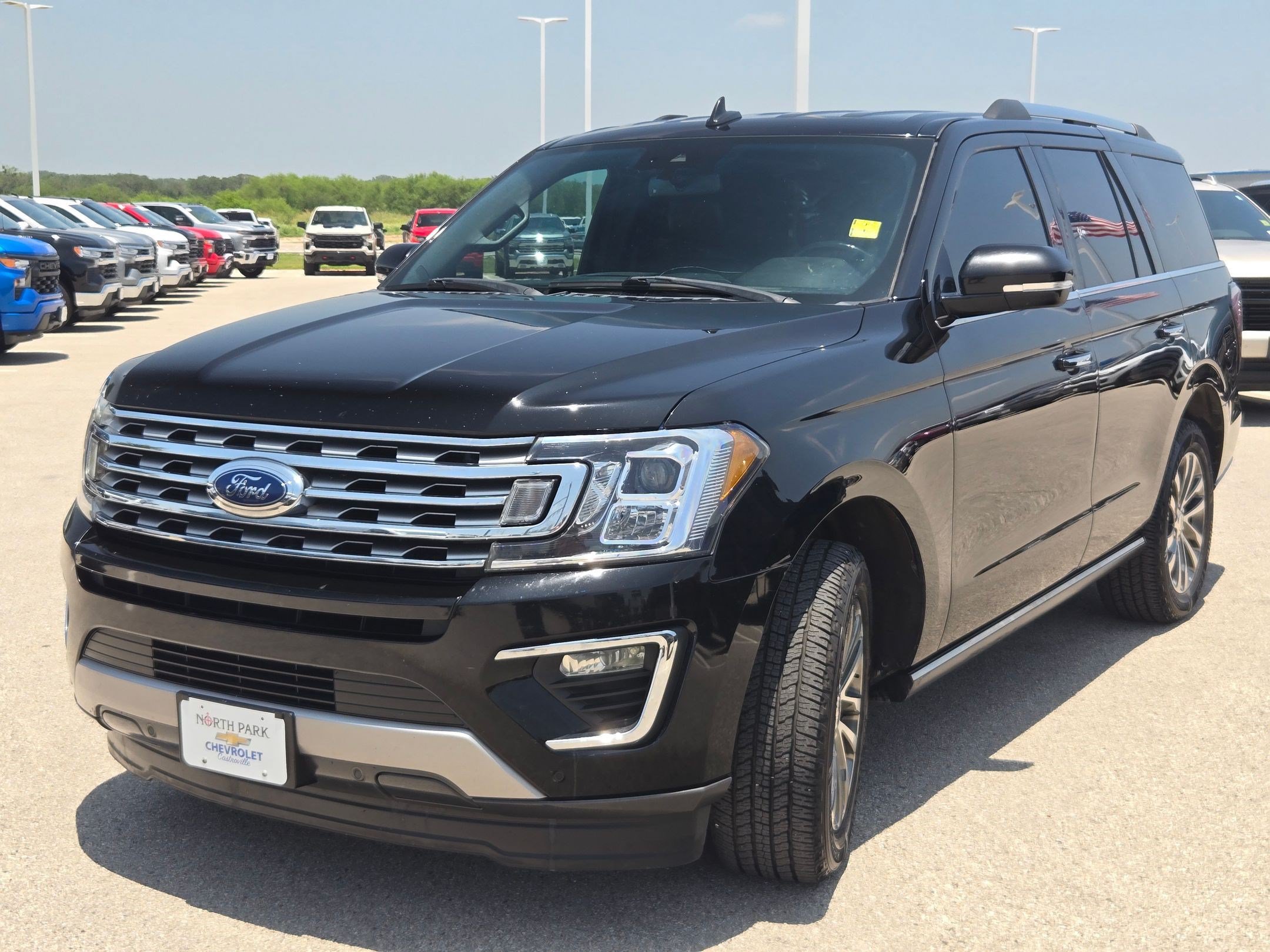 Used 2018 Ford Expedition Limited w/ Driver Assistance Package RWD image 7