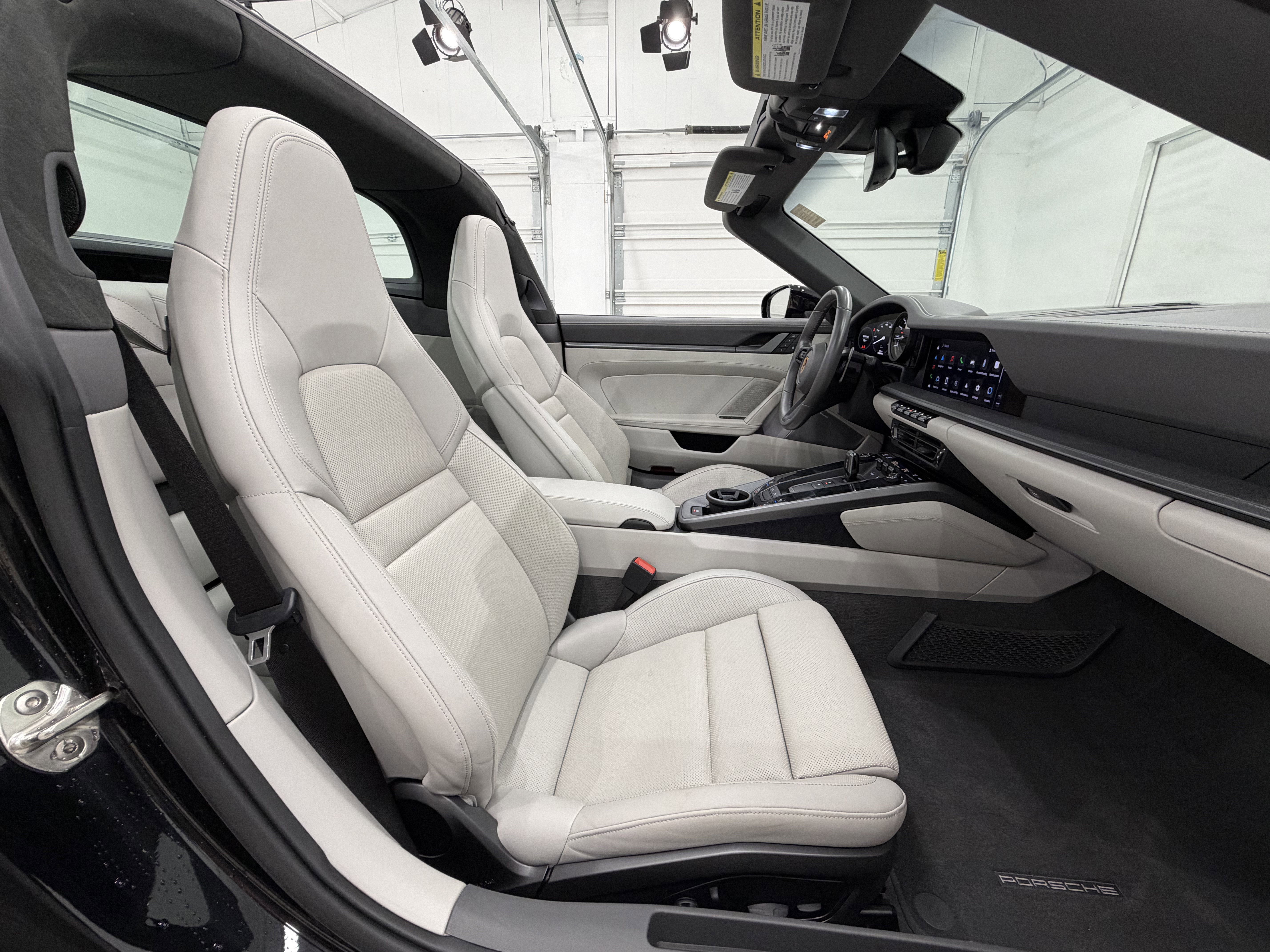 Certified 2022 Porsche 911 Targa 4S image 22