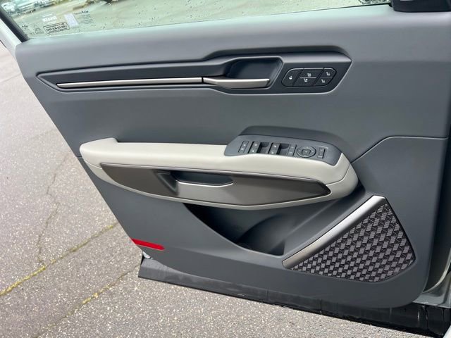 New 2026 Kia EV9 Wind image 18