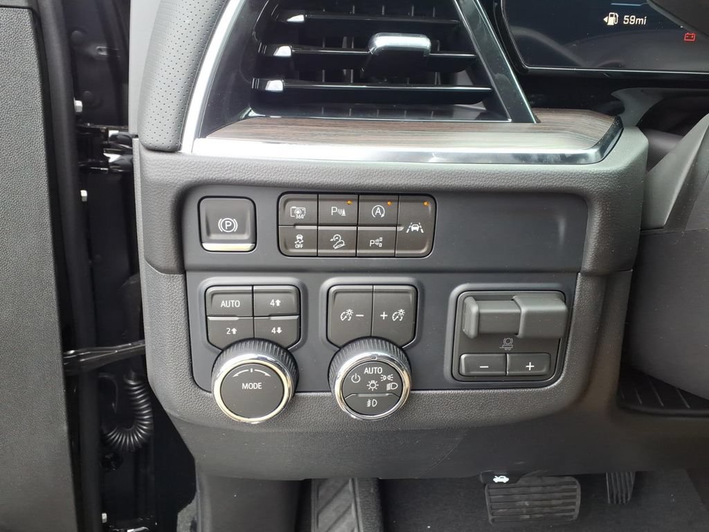 New 2026 Chevrolet Suburban Premier AWD/4WD image 26