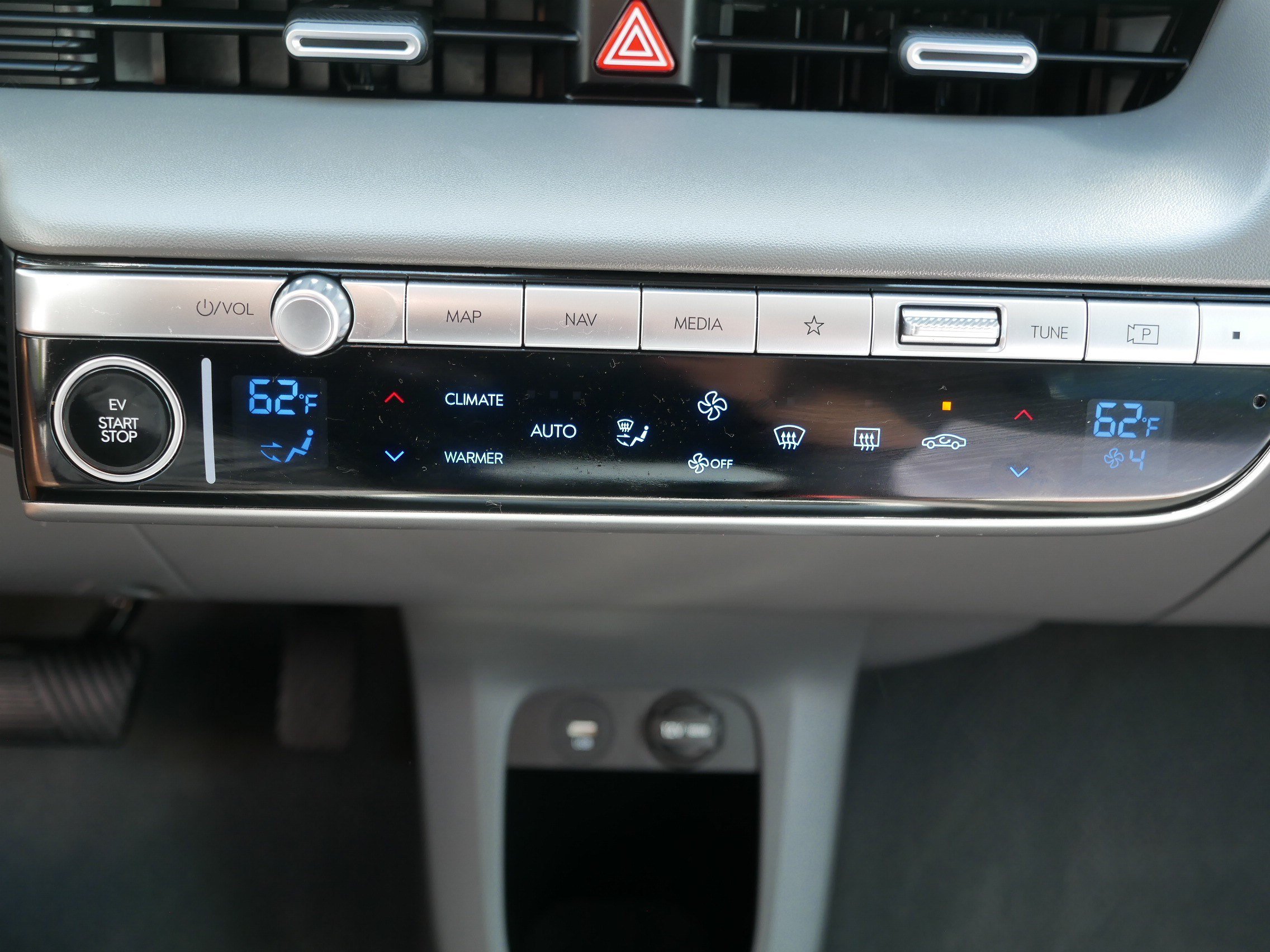 Used 2024 Hyundai Ioniq 5 SEL AWD/4WD image 23