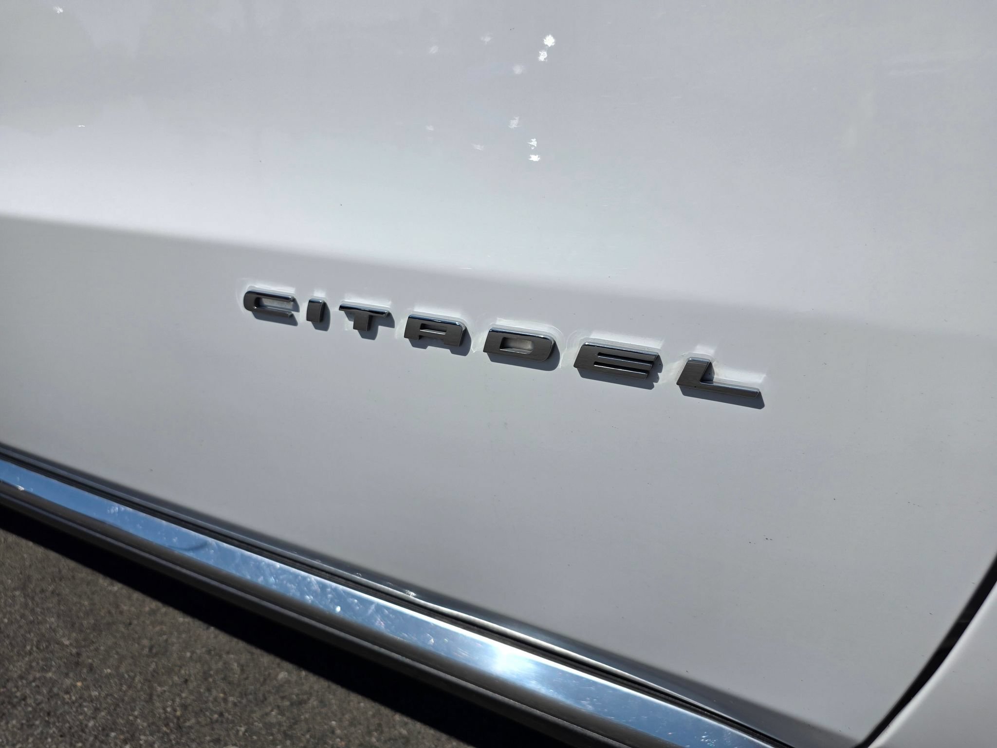 Used 2015 Dodge Durango Citadel w/ Technology Group AWD/4WD image 9