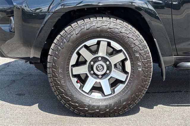 Used 2023 Toyota 4Runner TRD Off-Road Premium image 34