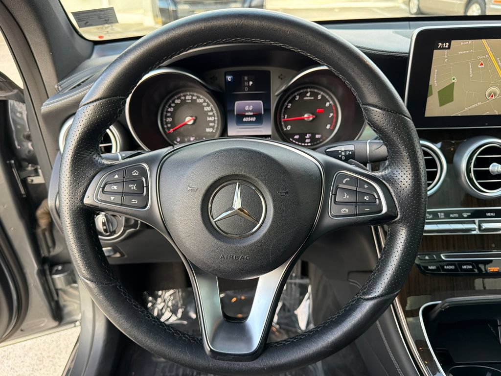 Used 2017 Mercedes-Benz GLC 300 4MATIC image 25
