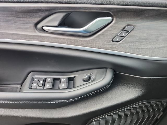 New 2025 Jeep Grand Cherokee Limited image 29