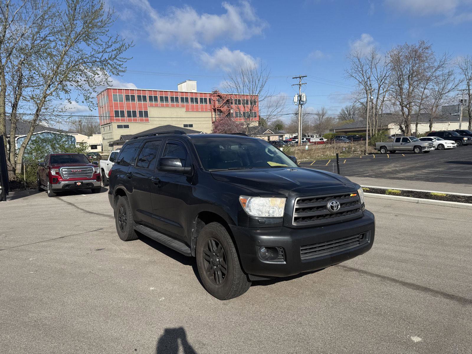 Used 2010 Toyota Sequoia Platinum image 1