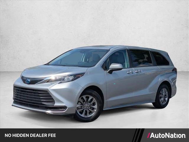 Used 2024 Toyota Sienna LE