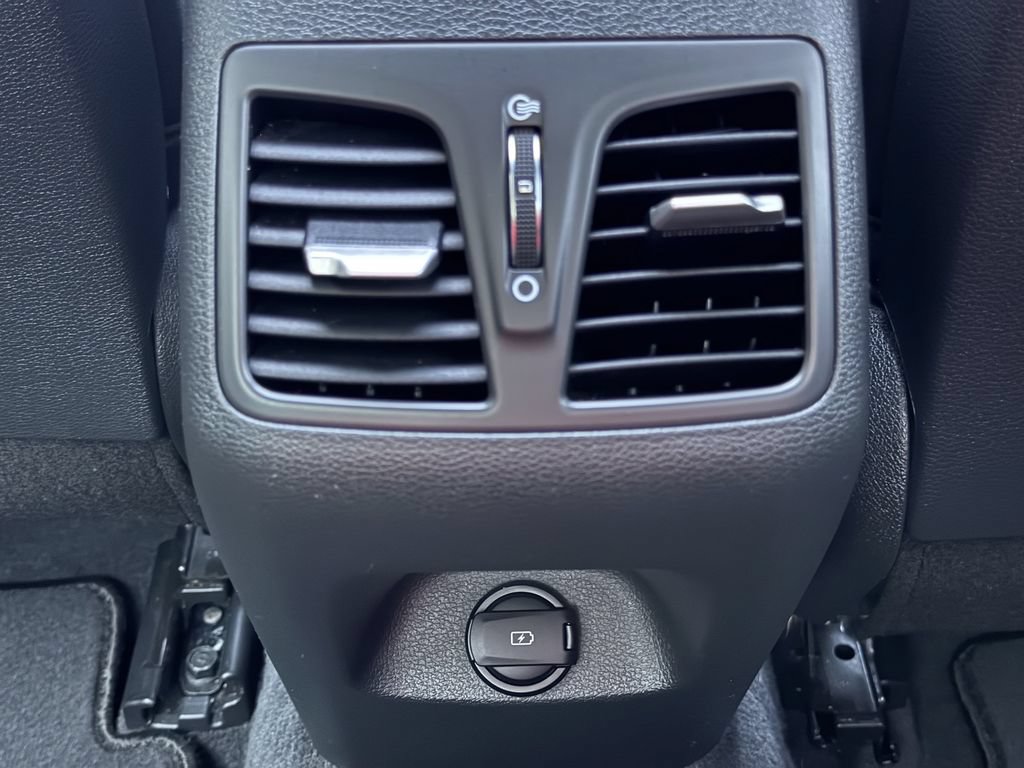 Used 2018 Hyundai Sonata Limited FWD image 31