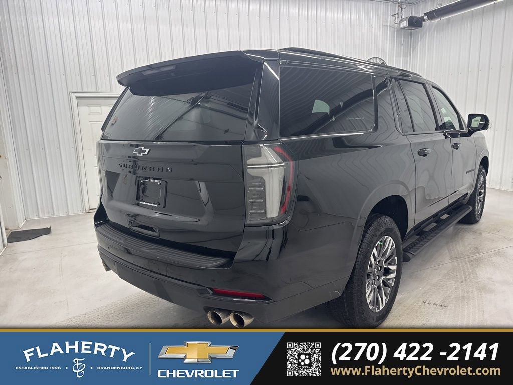 Used 2025 Chevrolet Suburban Z71 w/ Comfort Package image 3