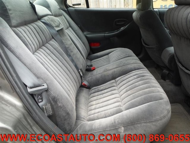 Used 1998 Pontiac Grand Prix SE w/ Opt Pkg FWD image 11