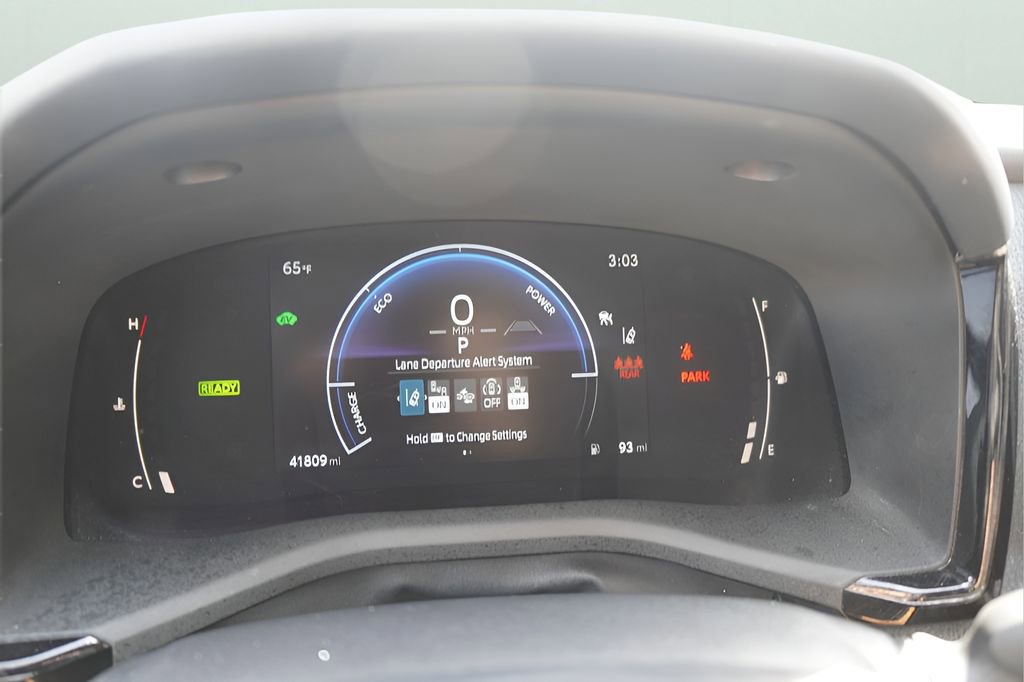Used 2025 Toyota Camry LE FWD image 18