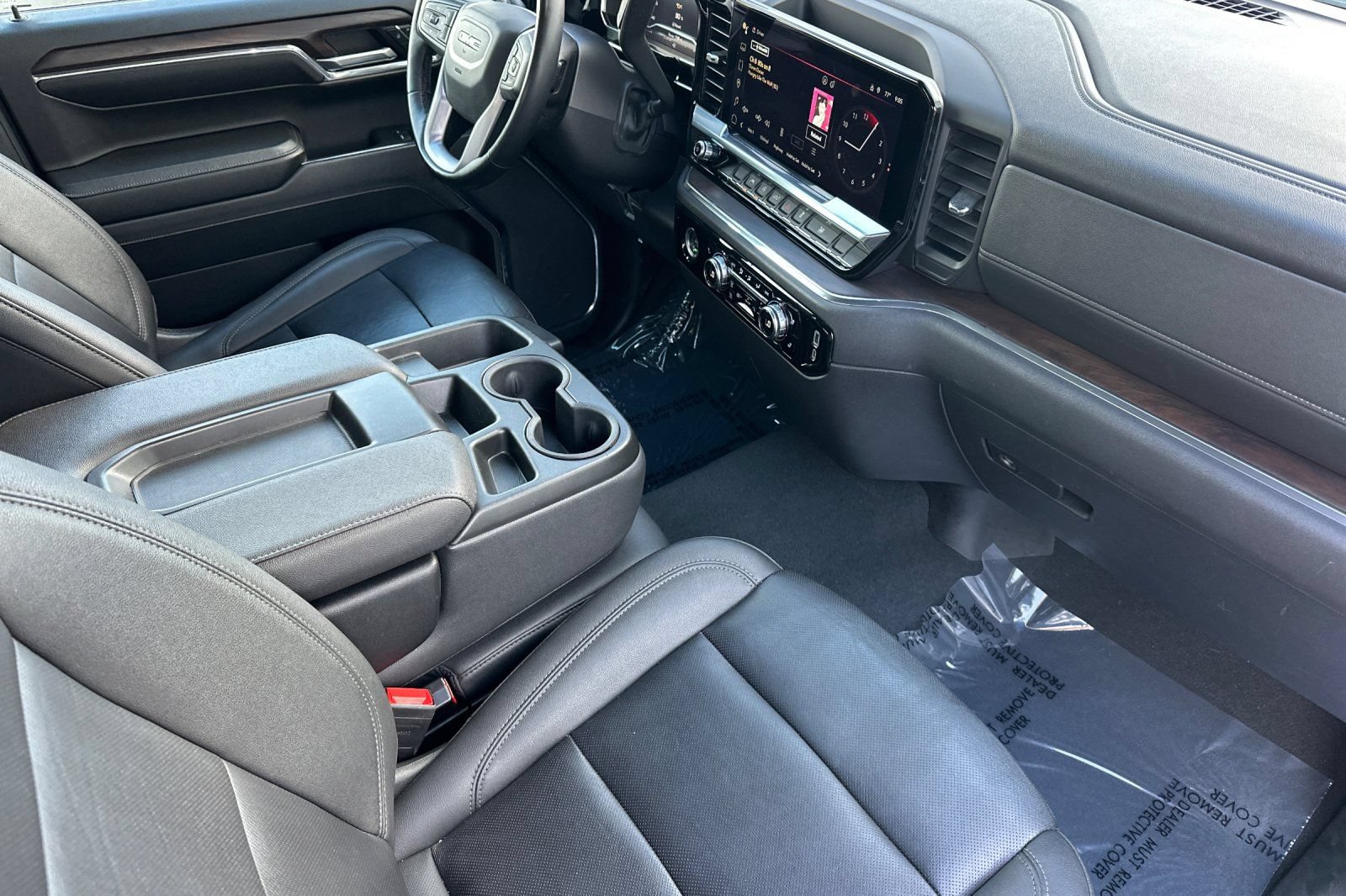 Used 2024 GMC Sierra 1500 SLT RWD image 17