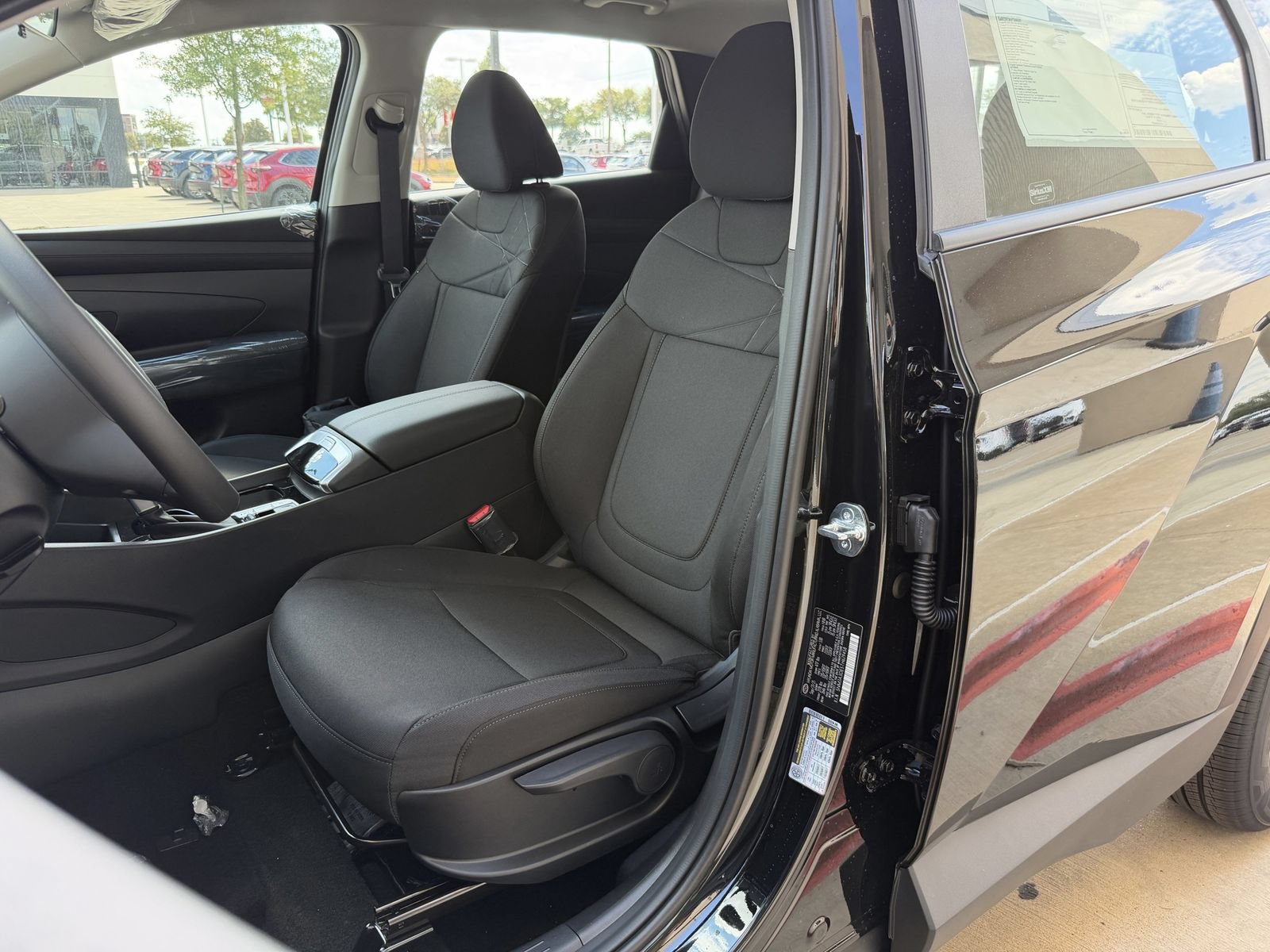 Certified 2026 Hyundai Tucson SE FWD image 23