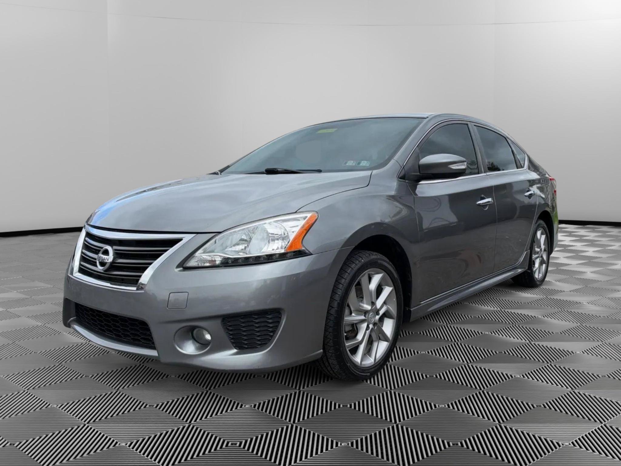Used 2015 Nissan Sentra SR w/ Navigation Package FWD image 1